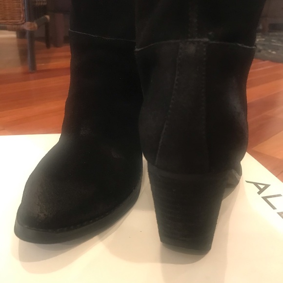 Boots...... ALDO ankle booties. NWT - Picture 4 of 5